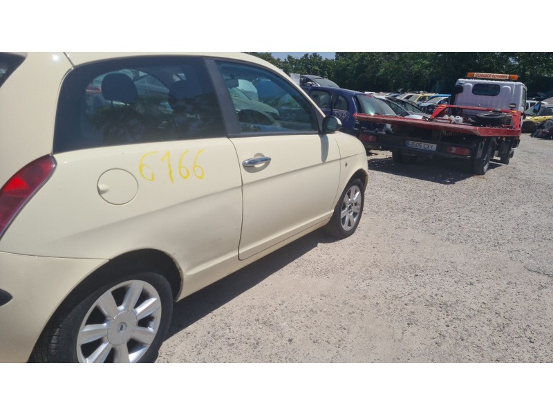 lancia ypsilon (843_) del año 2006