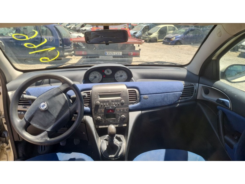 lancia ypsilon (843_) del año 2006