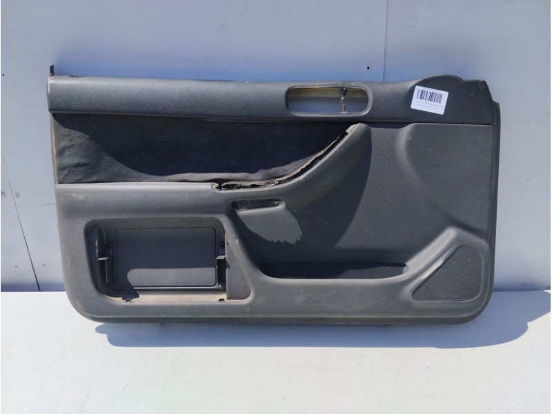Recambio de guarnecido puerta delantera izquierda para audi a3 (8l1) 1.8 referencia OEM IAM 8L3867105  