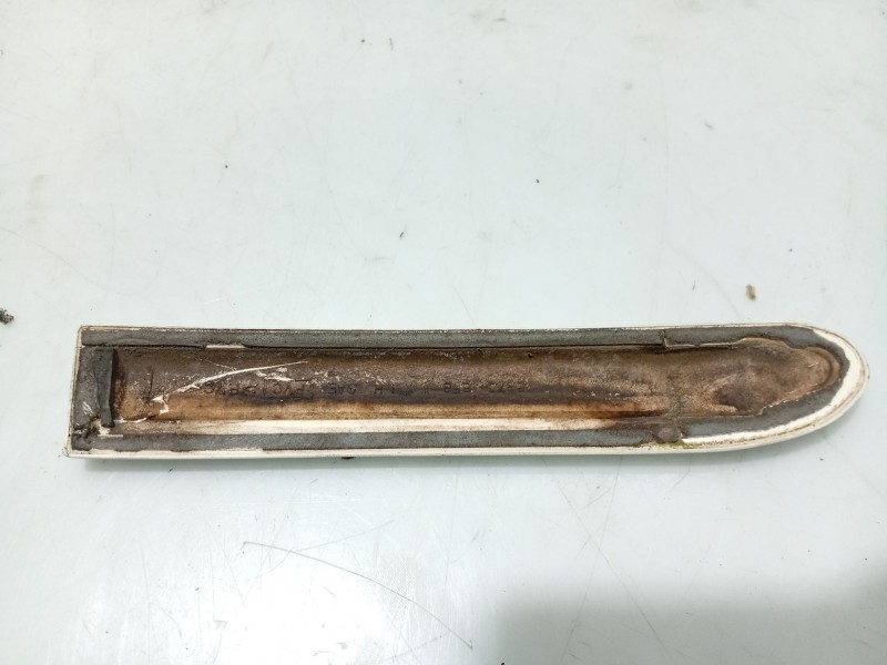 Recambio de moldura para nissan micra ii (k11) 1.3 i 16v referencia OEM IAM   