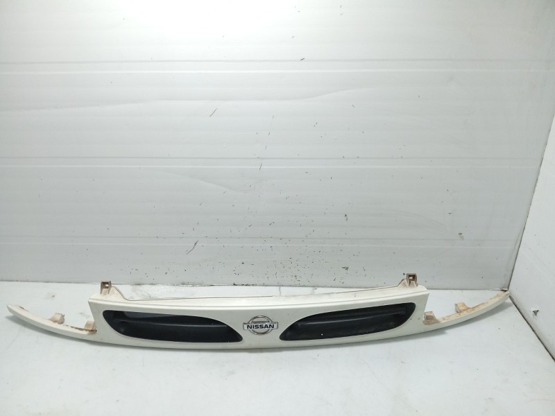 Recambio de moldura para nissan micra ii (k11) 1.3 i 16v referencia OEM IAM 623105F600  