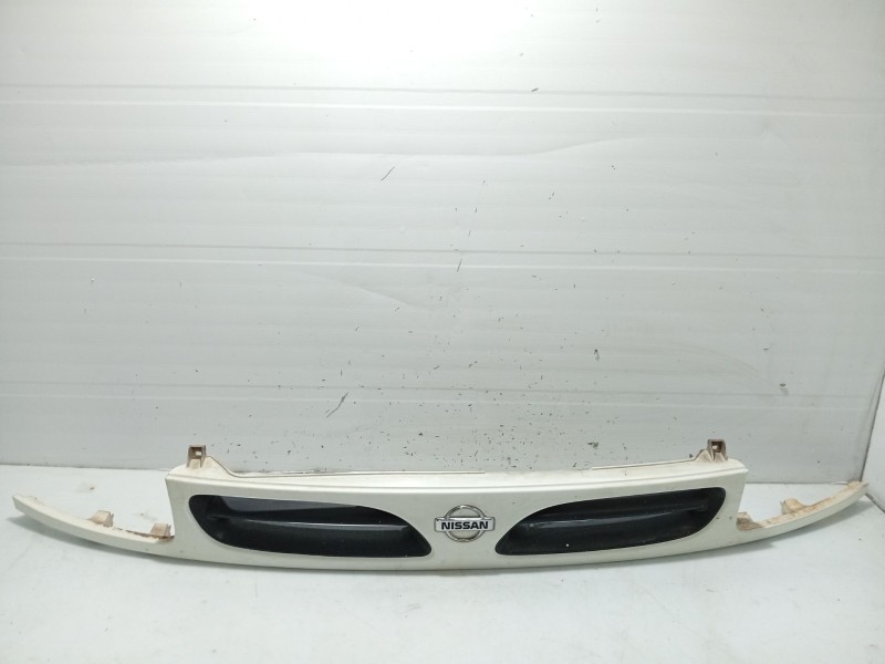 Recambio de moldura para nissan micra ii (k11) 1.3 i 16v referencia OEM IAM 623105F600  