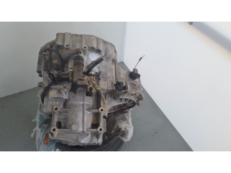 Recambio de caja cambios para nissan almera ii hatchback (n16) 1.5 referencia OEM IAM 4M4006  