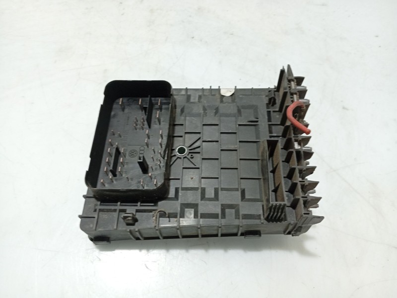 Recambio de caja fusibles delantera para volkswagen golf v (1k1) 1.9 tdi referencia OEM IAM   