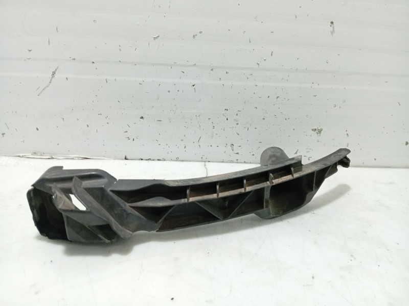 Recambio de molduras delanteras para volkswagen golf v (1k1) 1.9 tdi referencia OEM IAM 1K0807889A  