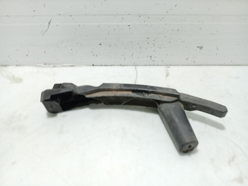 Recambio de molduras delanteras para volkswagen golf v (1k1) 1.9 tdi referencia OEM IAM 1K0807890A  