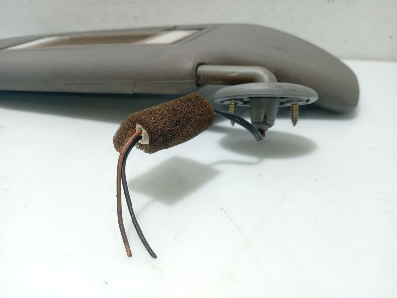 Recambio de parasol izquierdo para ford mondeo ii (bap) 1.8 td referencia OEM IAM 1072377  