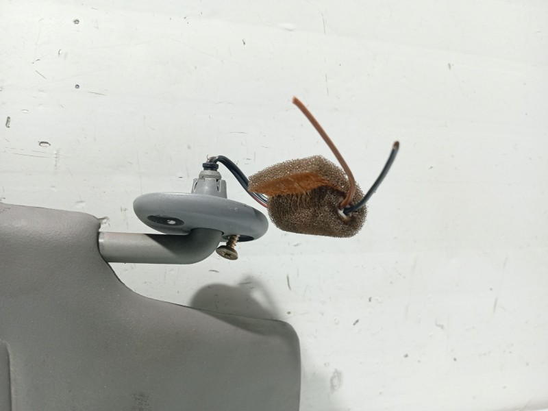 Recambio de parasol derecho para ford mondeo ii (bap) 1.8 td referencia OEM IAM 1072373  