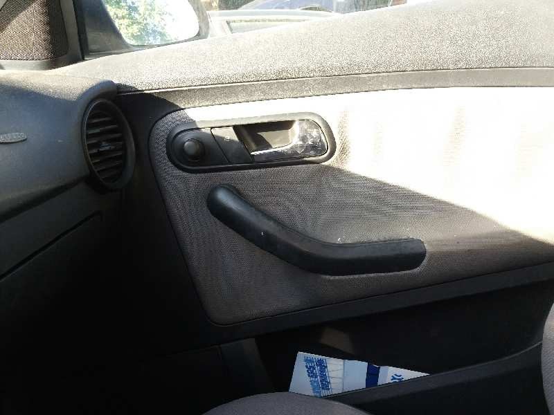 seat ibiza (6l1) 1.4 16v   |   0.02 - ... | 2002 | 75 cv / 55 kw del año 2002