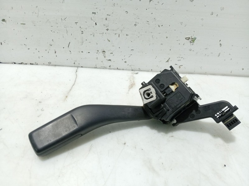 Recambio de mando intermitentes para volkswagen golf v (1k1) 1.9 tdi referencia OEM IAM 1K0953513  