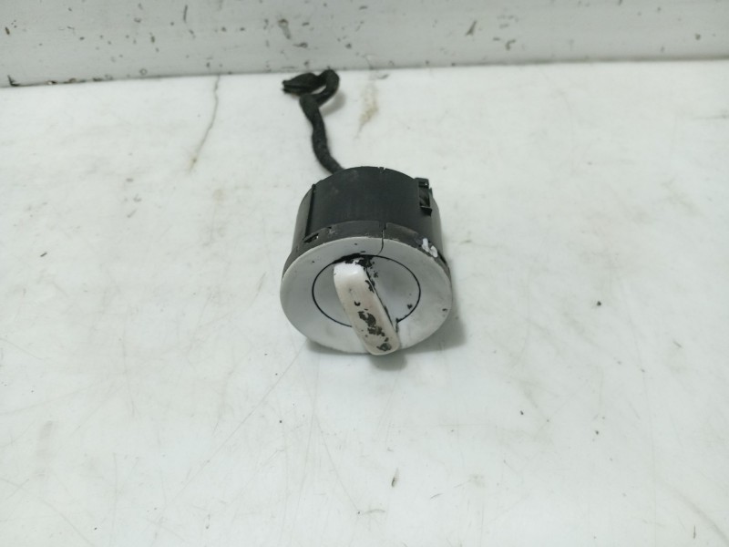 Recambio de mando luces para volkswagen golf v (1k1) 1.9 tdi referencia OEM IAM   