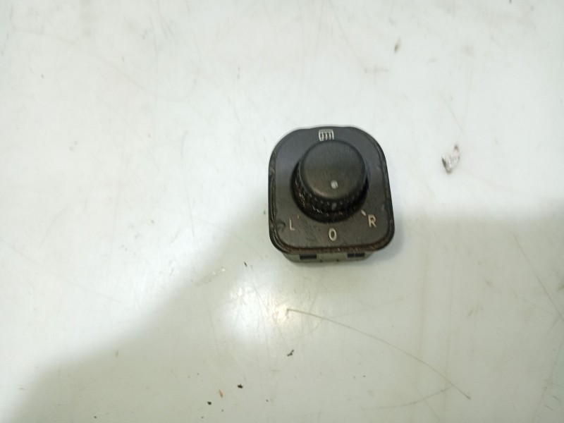 Recambio de mando retrovisor para volkswagen golf v (1k1) 1.9 tdi referencia OEM IAM 1K0959565F  