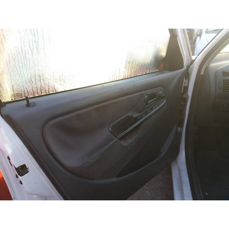 seat cordoba berlina (6k2) 1.4   |   0.99 - ... | 1999 | 60 cv / 44 kw del año 1999