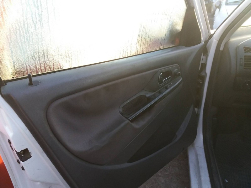 seat cordoba berlina (6k2) 1.4   |   0.99 - ... | 1999 | 60 cv / 44 kw del año 1999