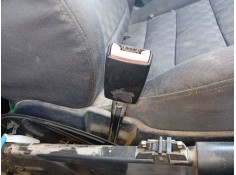 Recambio de anclaje cinturon delantero izquierdo para audi a6 c5 avant (4b5, 4b6) 1.9 tdi referencia OEM IAM 4B0857755P  