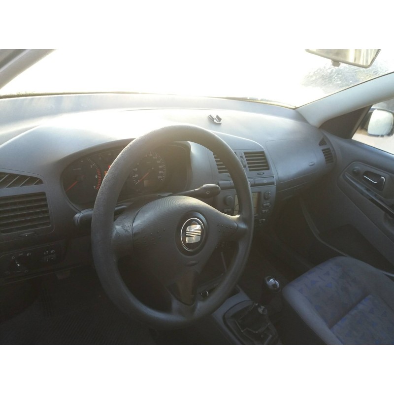 seat cordoba berlina (6k2) 1.4   |   0.99 - ... | 1999 | 60 cv / 44 kw del año 1999