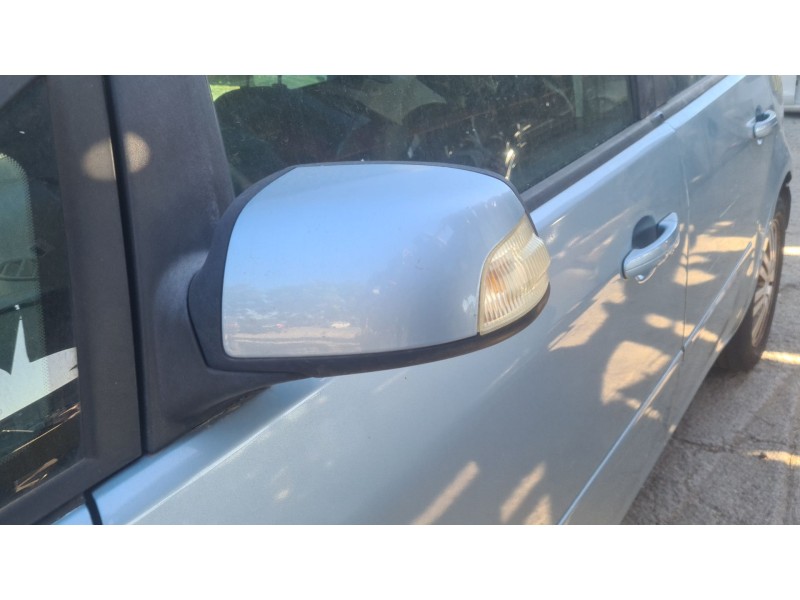 ford focus c-max (dm2) del año 2005