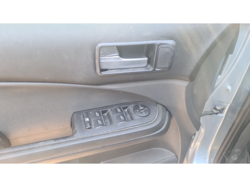 ford focus c-max (dm2) del año 2005