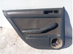 Recambio de guarnecido puerta trasera izquierda para audi a6 c5 avant (4b5, 4b6) 1.9 tdi referencia OEM IAM 4B0867305  