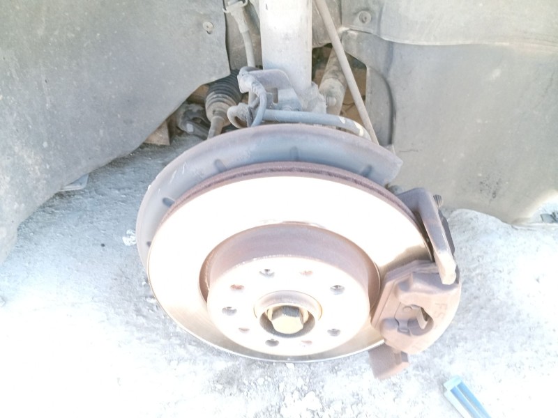 Recambio de mangueta delantera derecha para volkswagen golf v (1k1) 1.9 tdi referencia OEM IAM 1K0407256P  