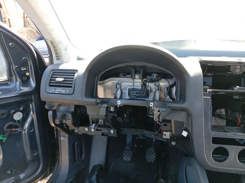 Recambio de salpicadero para volkswagen golf v (1k1) 1.9 tdi referencia OEM IAM 1K1857001J 81X  