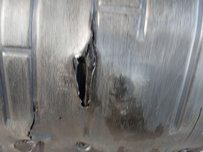 Recambio de cubrecarter para volkswagen golf v (1k1) 1.9 tdi referencia OEM IAM   