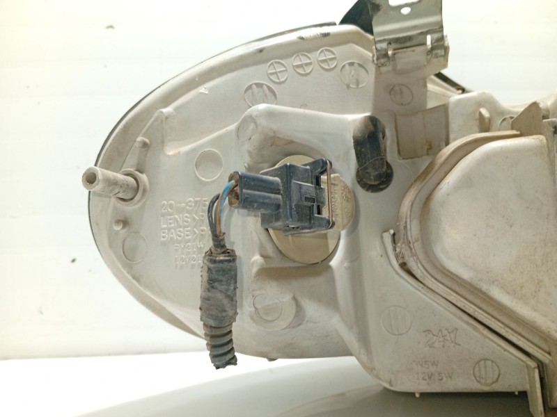Recambio de faro izquierdo para ford mondeo ii (bap) 1.8 td referencia OEM IAM 1056278  