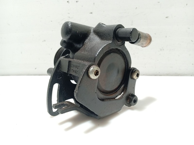 Recambio de bomba servodireccion para ford mondeo ii (bap) 1.8 td referencia OEM IAM 1097743  