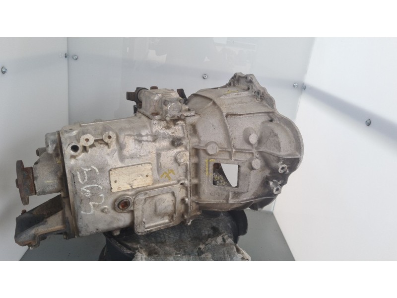Recambio de caja cambios para nissan cabstar e bd30 referencia OEM IAM 320109X451 M525E 