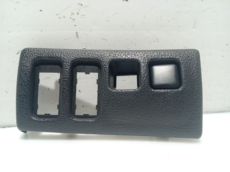 Recambio de moldura para peugeot 206 hatchback (2a/c) 2.0 hdi 90 referencia OEM IAM 9625038877  