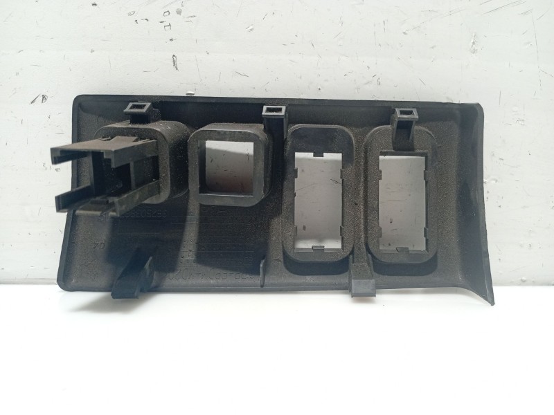 Recambio de moldura para peugeot 206 hatchback (2a/c) 2.0 hdi 90 referencia OEM IAM 9625038877  