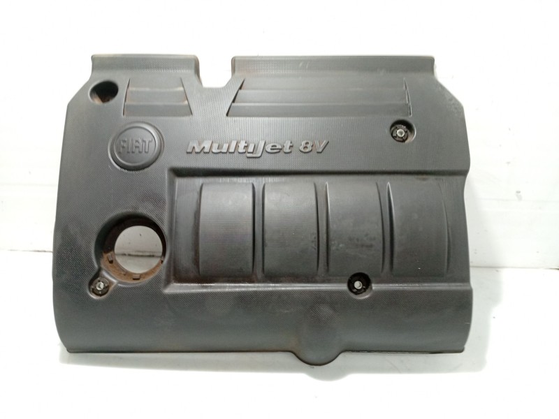 Recambio de tapa motor para fiat stilo multi wagon (192_) 1.9 jtd referencia OEM IAM   