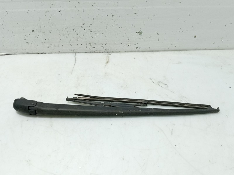 Recambio de brazo limpia trasero para fiat stilo multi wagon (192_) 1.9 jtd referencia OEM IAM   