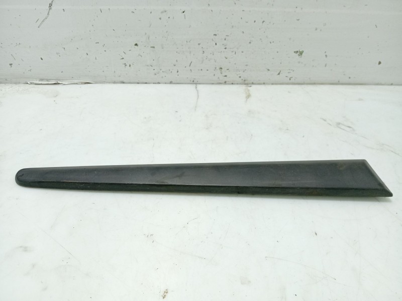 Recambio de moldura puerta trasera derecha para fiat stilo multi wagon (192_) 1.9 jtd referencia OEM IAM   