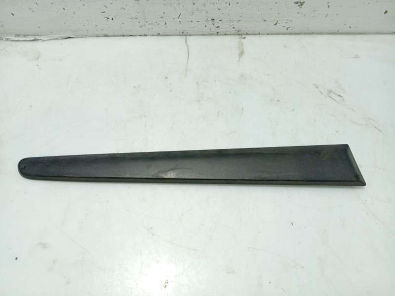 Recambio de moldura puerta trasera derecha para fiat stilo multi wagon (192_) 1.9 jtd referencia OEM IAM   