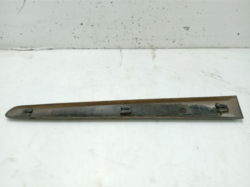 Recambio de moldura puerta trasera derecha para fiat stilo multi wagon (192_) 1.9 jtd referencia OEM IAM   
