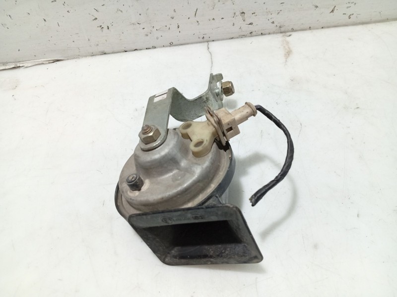 Recambio de claxon para fiat stilo multi wagon (192_) 1.9 jtd referencia OEM IAM   