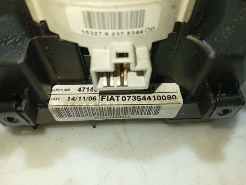 Recambio de mando volante para fiat stilo multi wagon (192_) 1.9 jtd referencia OEM IAM   