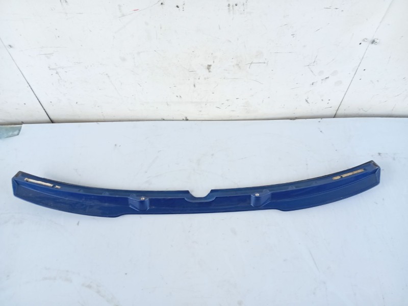 Recambio de aleron trasero para fiat stilo multi wagon (192_) 1.9 jtd referencia OEM IAM 735277505  