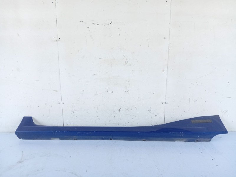 Recambio de moldura para fiat stilo multi wagon (192_) 1.9 jtd referencia OEM IAM 732585301  