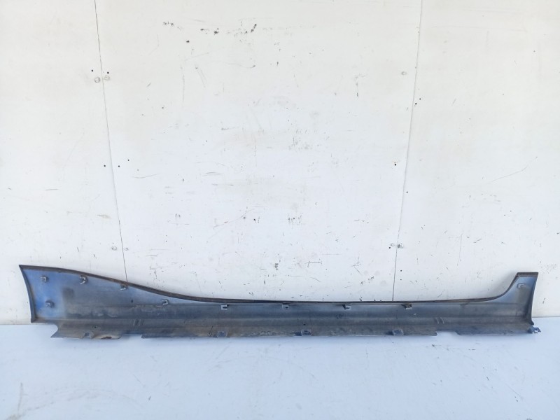 Recambio de moldura para fiat stilo multi wagon (192_) 1.9 jtd referencia OEM IAM 732585301  