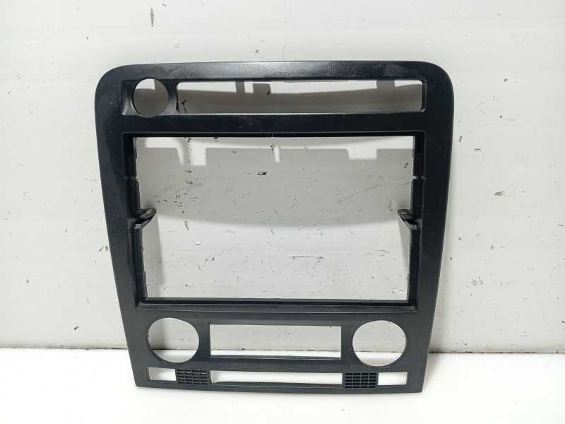 Recambio de moldura para seat cordoba (6l2) 1.9 tdi referencia OEM IAM 6L1858071K  