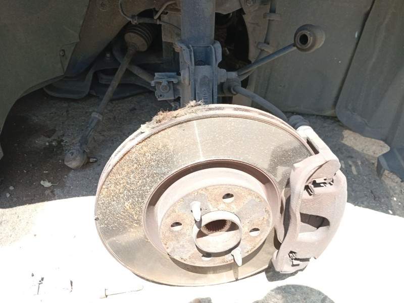 Recambio de mangueta delantera derecha para fiat stilo multi wagon (192_) 1.9 jtd referencia OEM IAM   