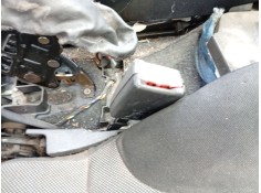 Recambio de anclaje cinturon delantero derecho para fiat stilo multi wagon (192_) 1.9 jtd referencia OEM IAM   
