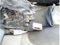 Recambio de anclaje cinturon delantero derecho para fiat stilo multi wagon (192_) 1.9 jtd referencia OEM IAM    2