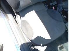 Recambio de asiento delantero derecho para fiat stilo multi wagon (192_) 1.9 jtd referencia OEM IAM 6132ADD   2