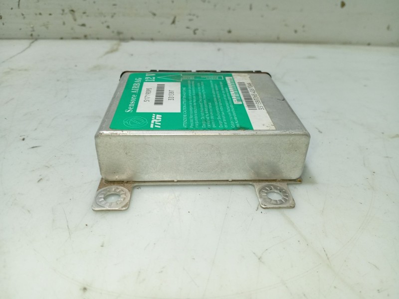 Recambio de centralita airbag para fiat seicento (187) active referencia OEM IAM 0051822611  