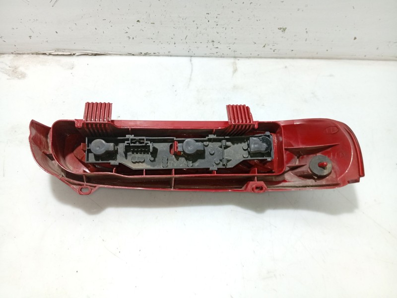 Recambio de piloto trasero derecho para fiat seicento (187) active referencia OEM IAM 46511337  