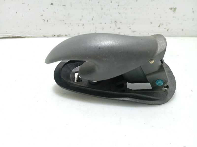 Recambio de maneta interior delantera derecha para fiat seicento (187) active referencia OEM IAM 735245377  