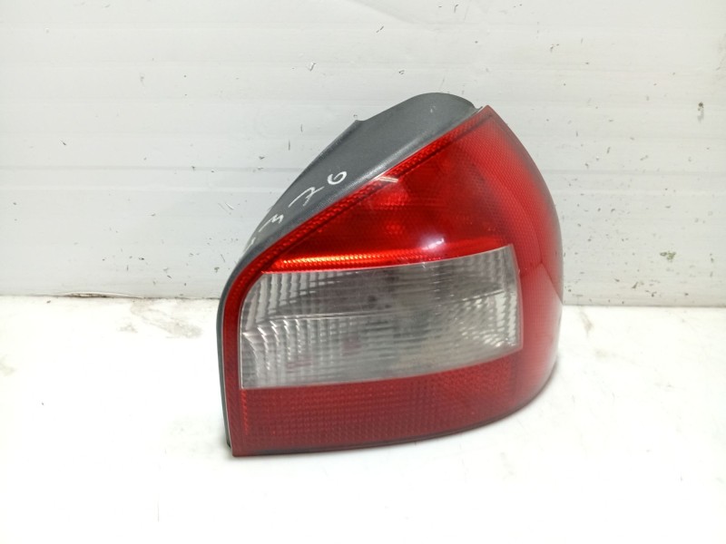 Recambio de piloto trasero derecho para audi a3 (8l) 1.9 tdi referencia OEM IAM   